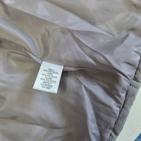 Croft & Barrow Grey Quilted Vest Woman's Size Medium - Picture 5 of 8